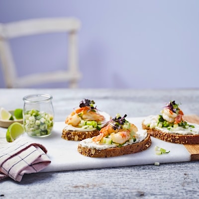 Sandwich au jalapeño Philadelphia avec crevettes et salsa verte