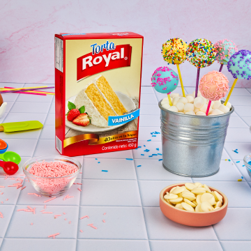 Dale color y diversión a tus fiestas con estos Popcakes Royal