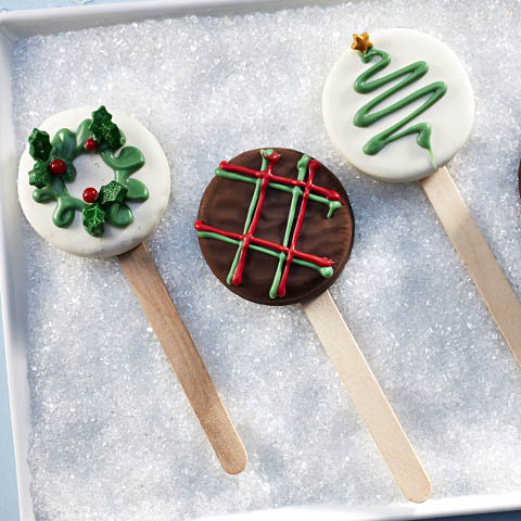 Easy OREO Fudge Covered Cookie Holiday Pops