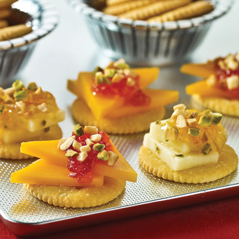 Gâteries sucrées et épicées au cheddar et à la confiture RITZ