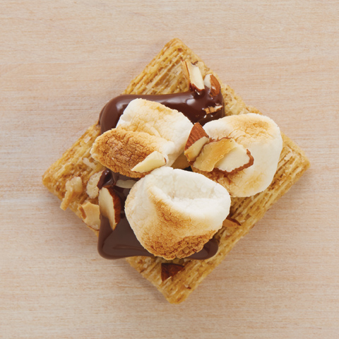 TRISCUIT avec garniture S’mores aux amandes