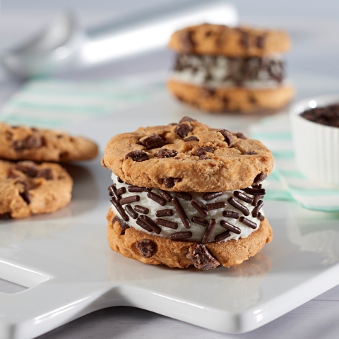 Chunky CHIPS AHOY! Ice Cream Sandwiches