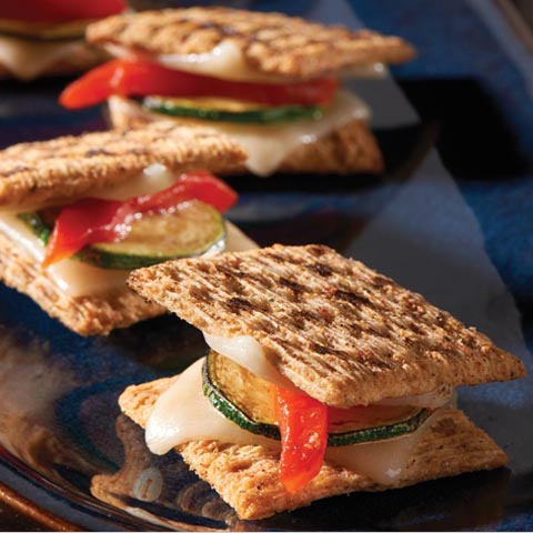 Paninis TRISCUIT aux légumes grillés 