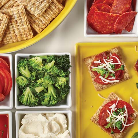 DIY TRISCUIT "Pizza" Bar