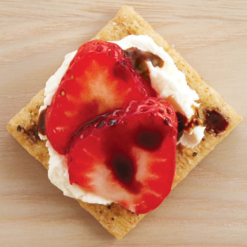 Creamy Balsamic Berry TRISCUIT Toppers