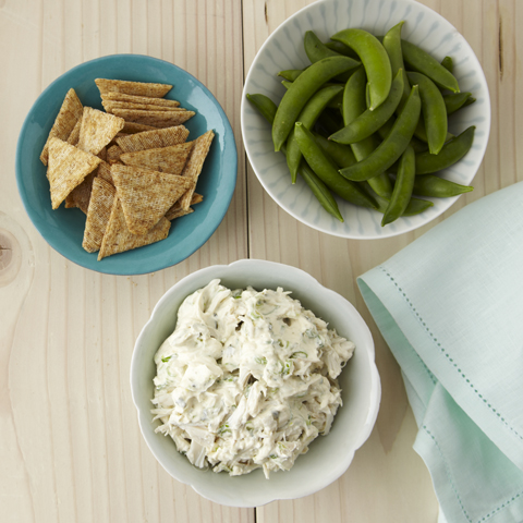 TRISCUIT avec trempette crémeuse au crabe