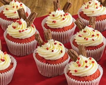 Red Velvet Cupcakes with Cadbury Flake 99