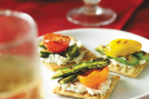 TRISCUIT Grilled Tomato & Asparagus Topper