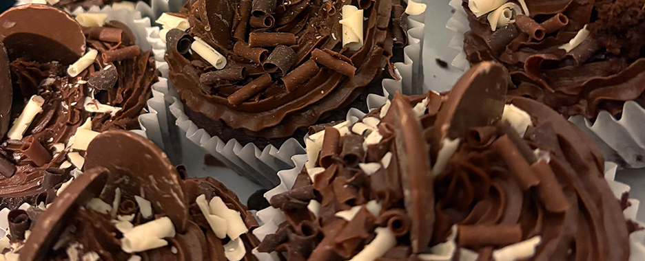 Cadbury Bournville and Cadbury Dairy Milk Chocolate Buttons Muffins