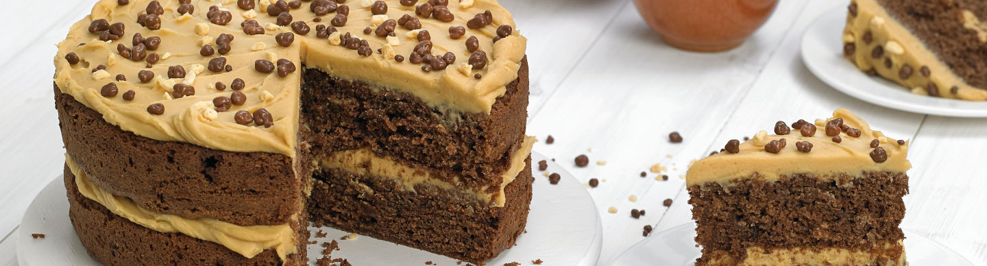 MondelezFoodservice | Millionaires Chocolate Cake with Crunchie Bits