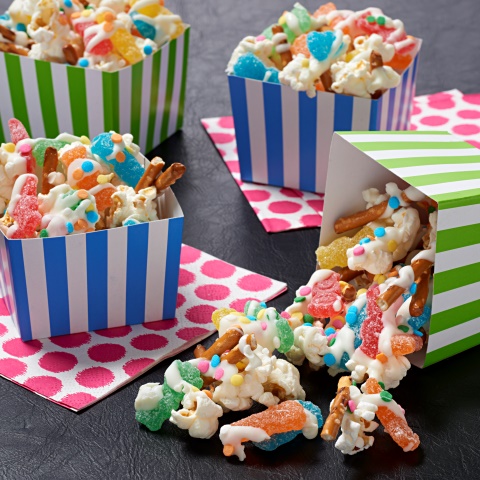 SOUR PATCH KIDS Snack Mix