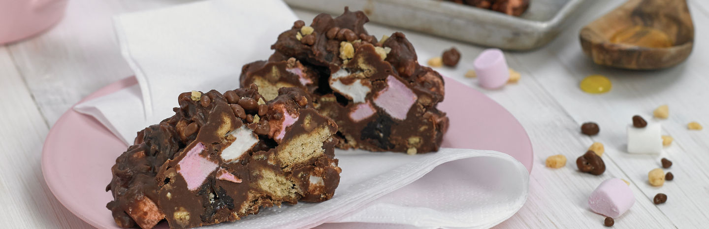 MondelezFoodservice | Rocky Road Clusters with Crunchie Bits
