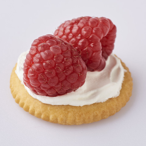 RITZ Berries and Creme Toppers