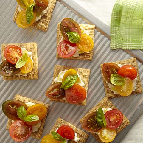TRISCUIT avec garniture aux tomates cerises et ricotta