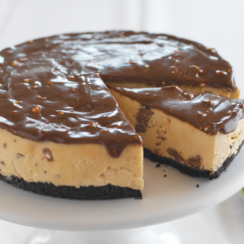 Gâteau au fromage au chocolat TOBLERONE et au beurre d'arachide sans cuisson