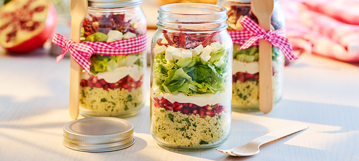 Orientalischer Couscous-Salat im Glas mit Miracel Whip