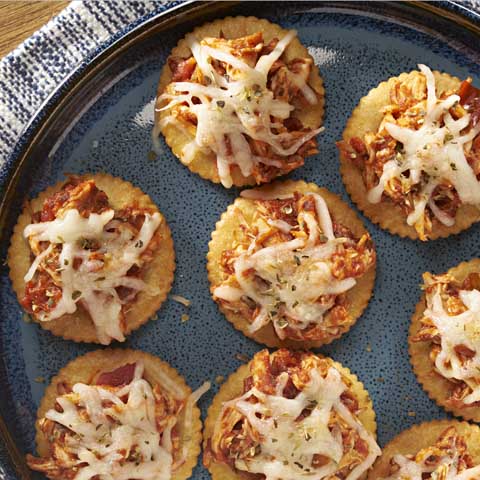 RITZ Shredded Chicken Parm Toppers