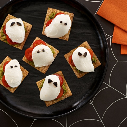 TRISCUIT Caprese Ghost Bites