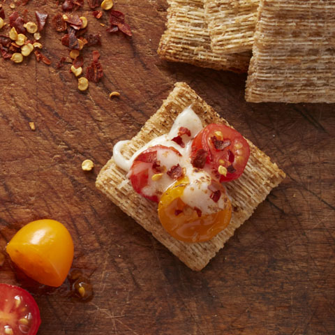 Spicy Caprese TRISCUIT Toppers