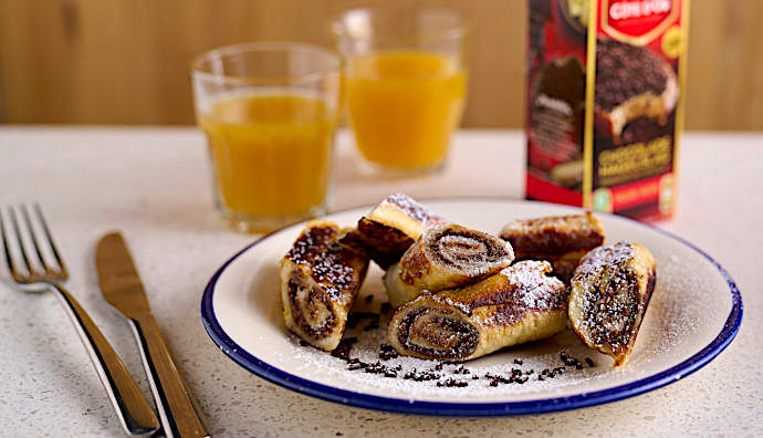 Roulés de pain perdu aux granulés au chocolat