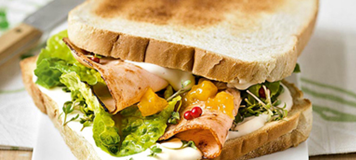 Pikantes Miracel Whip Frühstücks-Sandwich