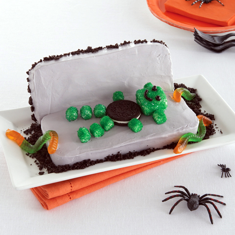 Simple Halloween Coffin Cake Recipe  Halloween coffin cake, Cake,  Chocolate cake mixes