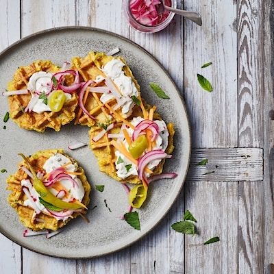 Crispy Falafel Waffles with Pickled Onions & Creamy Philadelphia Sauce