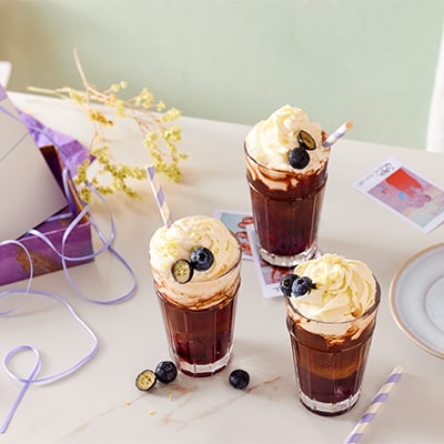 Iced Blueberry-Cheesecake-Coffee