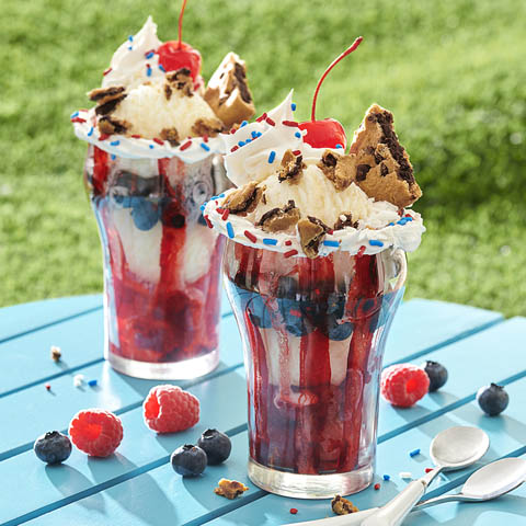 CHIPS AHOY! Red, White and You Parfaits