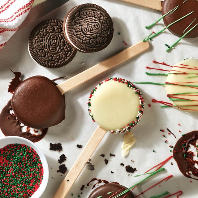 SWEET OREO COOKIE POPS