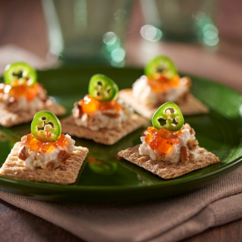 TRISCUIT Sweet 'n Spicy Feta Crostini