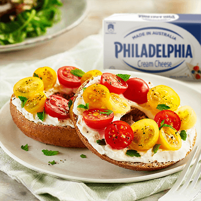 BAGEL KRIM KEJU DAN TOMATO