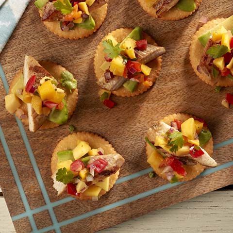 RITZ Grilled Mojo Chicken with Mango Salsa