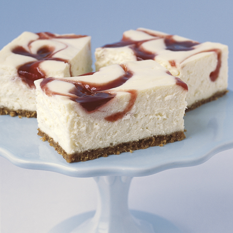 Carrés de gâteau au fromage marbré aux fraises P'TITE ABEILLE