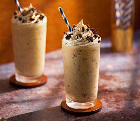 OREO PARÇACIKLI BALKABAĞI BAHARATLI MILKSHAKE