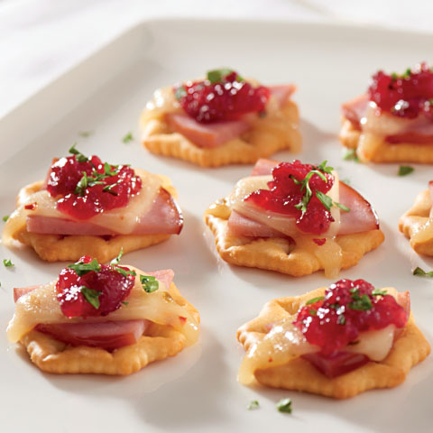 Cranberry, Ham & Cheese Topper