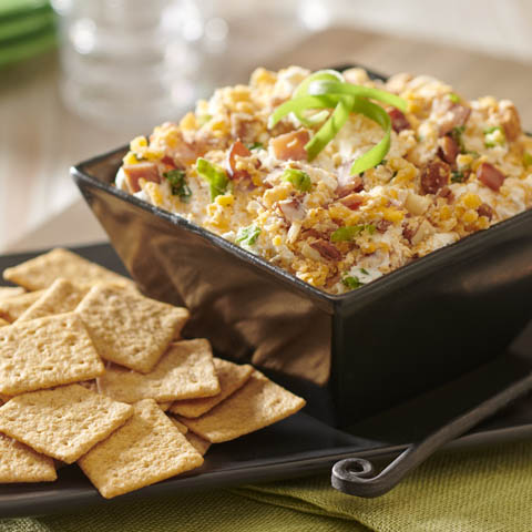 FINS AU BLÉ avec trempette au cheddar fumé