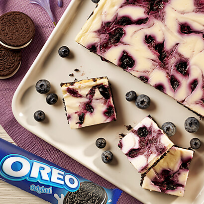 CREAMY BERRY OREO CHEESECAKE