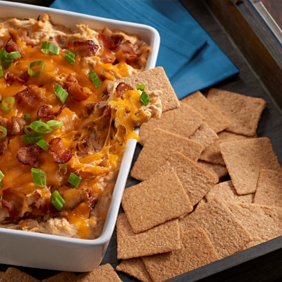 Easy BBQ Chicken and Bacon Dip